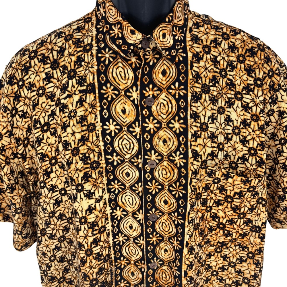 Batik Pratama Solo-Indonesia Mens Gold Black Geometric Floral Button Down Shirt
